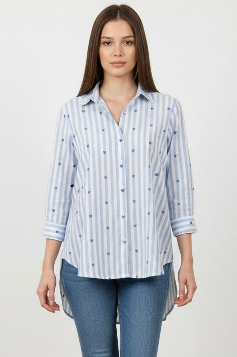 Camisa estás celeste bordado corazón