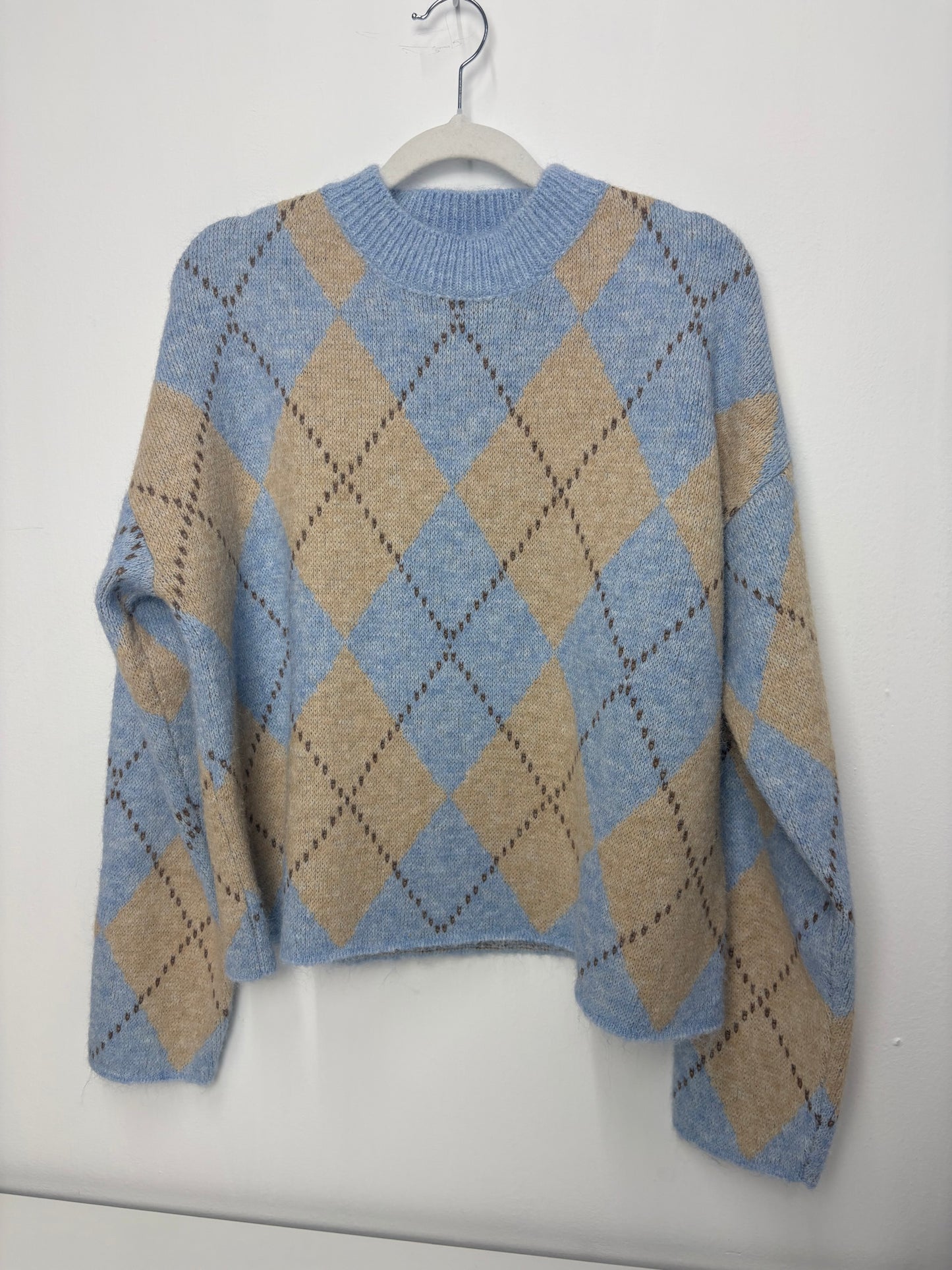 Jersey de Mujer de Lana con Dibujo de Rombos en Tonos Azules – Trapio