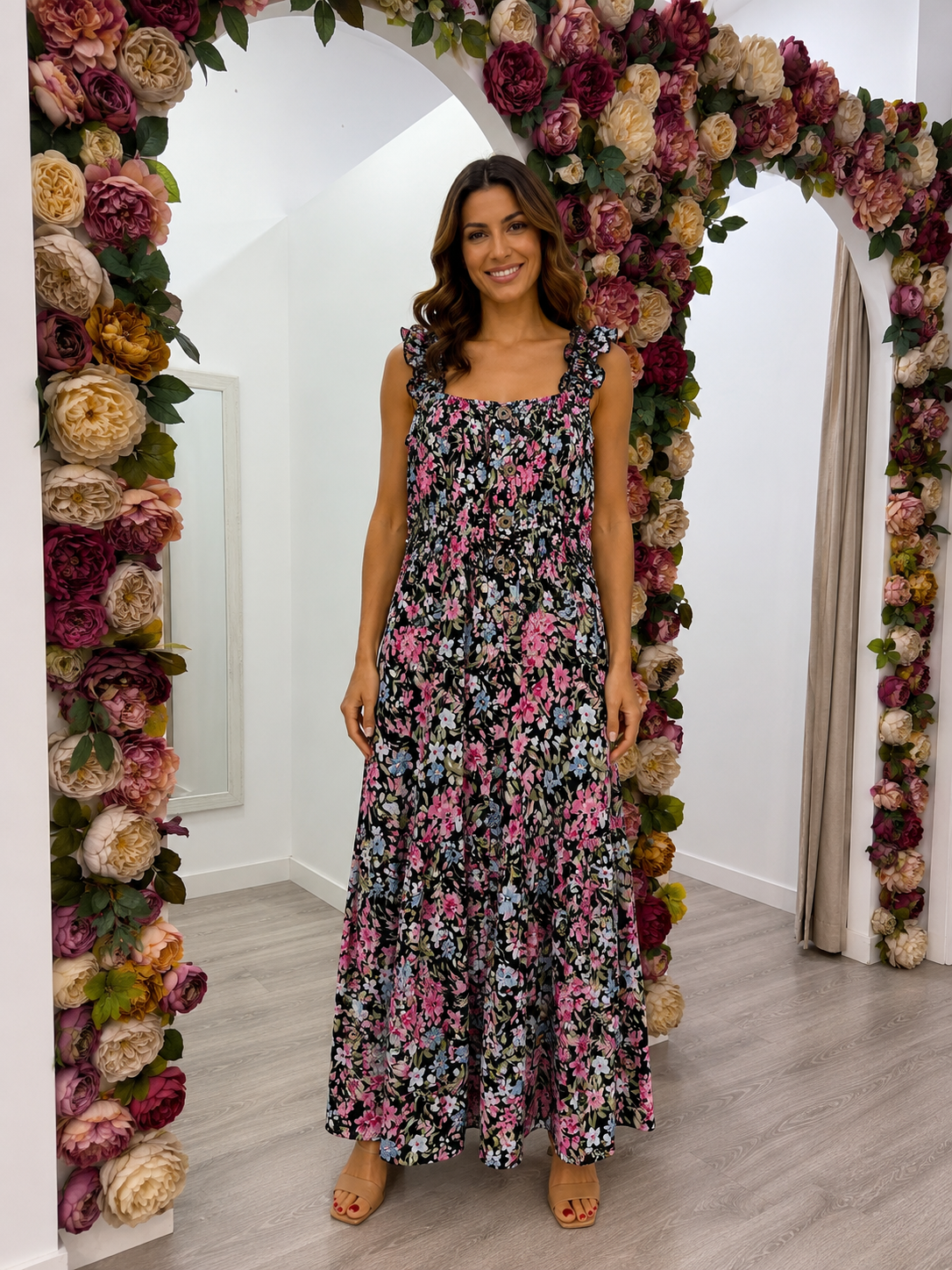 Vestido Lucía Flores Negro Trapío
